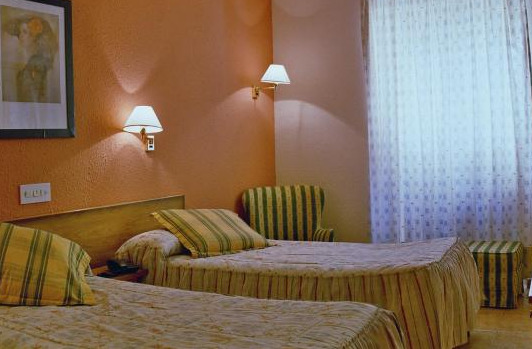 Hotel La Paz Хака Экстерьер фото